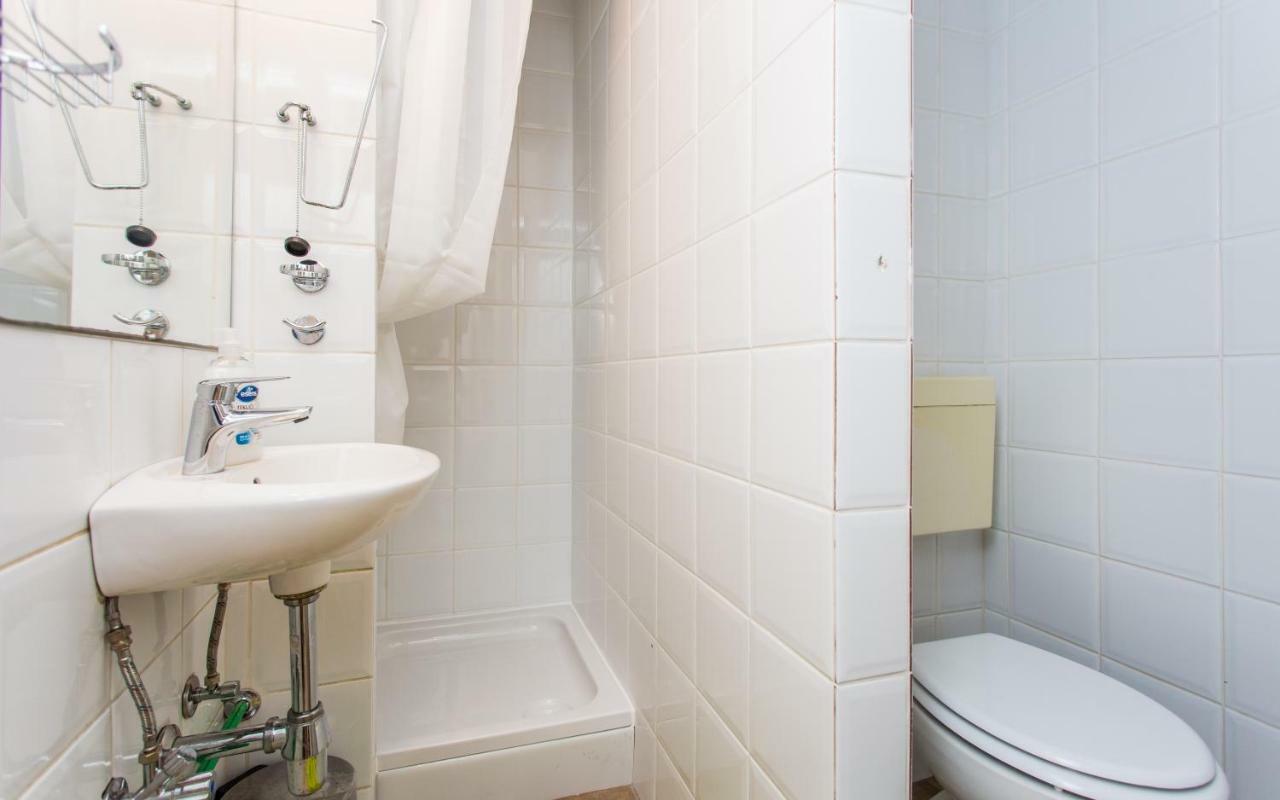 Studio Apartman Mija 2A **** Malinska Luaran gambar